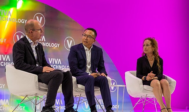 HONOR Dört Katmanlı Yapay Zeka Mimarisini Tanıtıyor! VivaTech 2024’te Daha Fazla Yapay Zeka Deneyimi için Google Cloud ile İş Birliği Yaptı